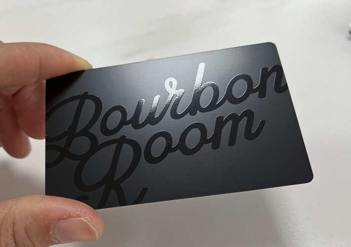 Matte black metal card, silk-screen printing black (spot UV)