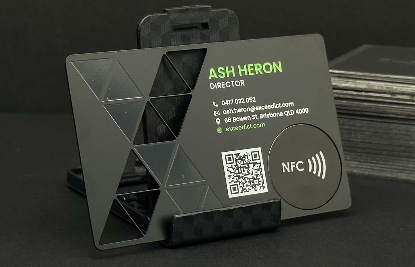 NFC Metal card, black matte, cutout, silk-screen print, static QR code